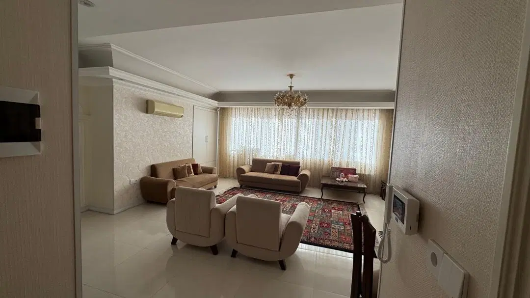 آپارتمان ۸۰ متری ۲ خوابه