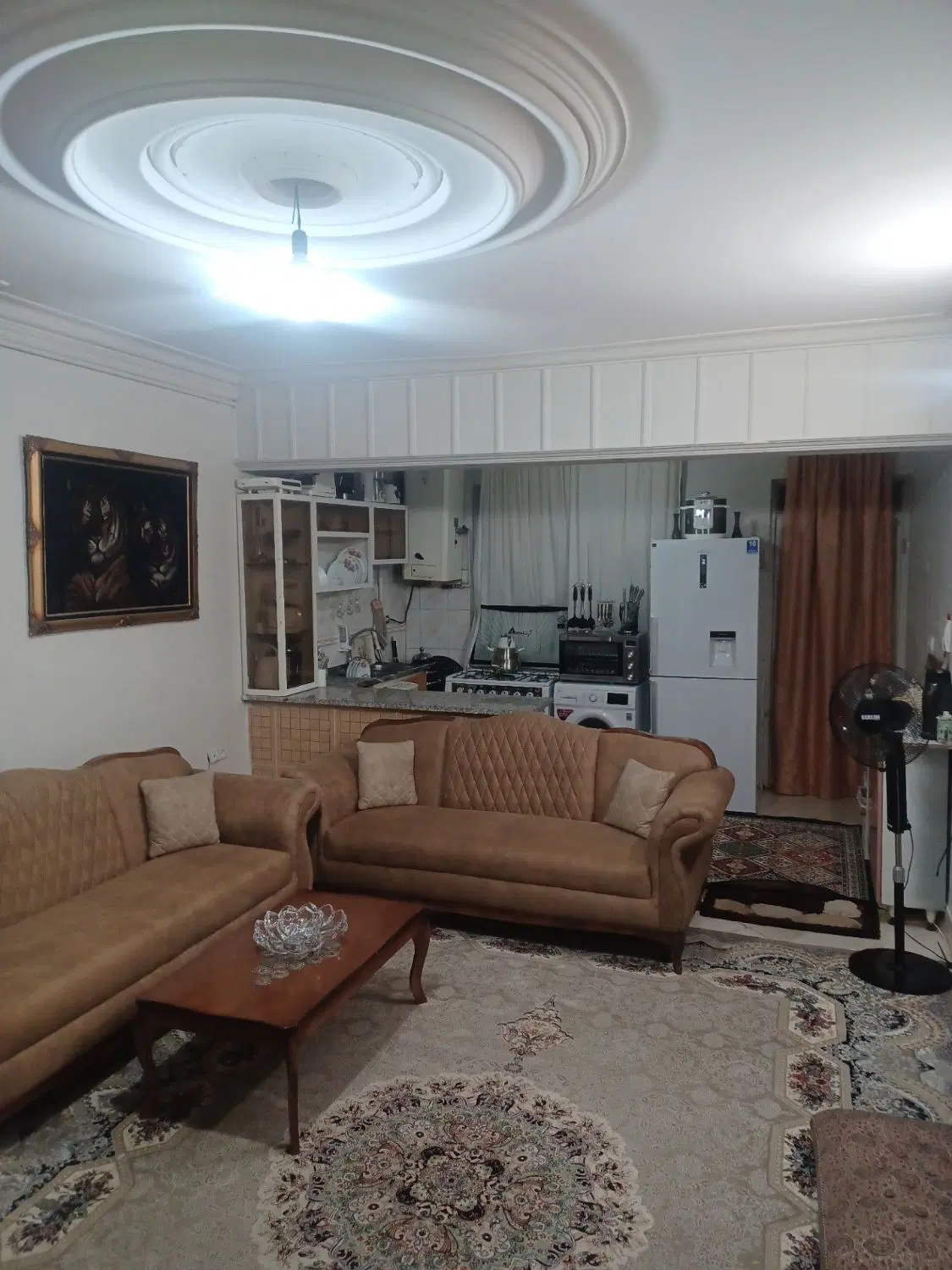 آپارتمان چراغچی ۲۷ بهارستان متراژ ۱۰۰ متر