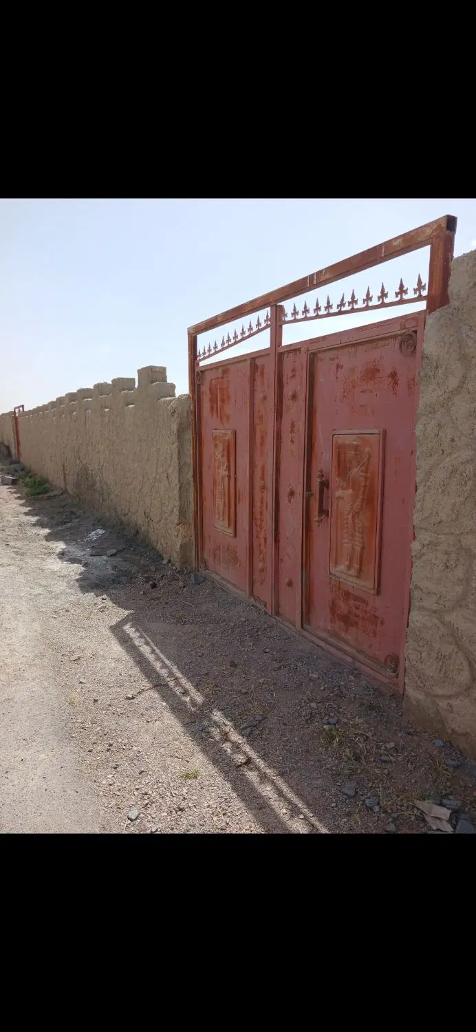 600 متر باغ مشجر