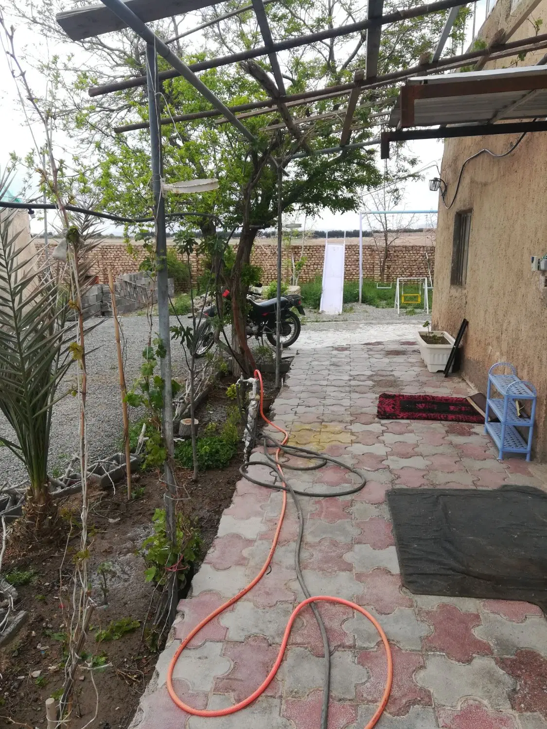 محوطه 2200متری درشمال امیراباد