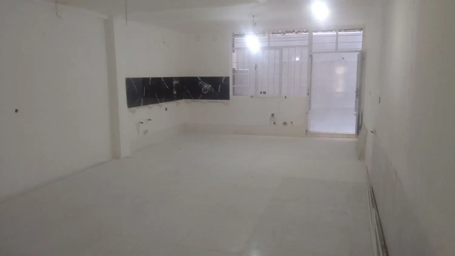 خانه ۸۳متری تک خواب با تراس