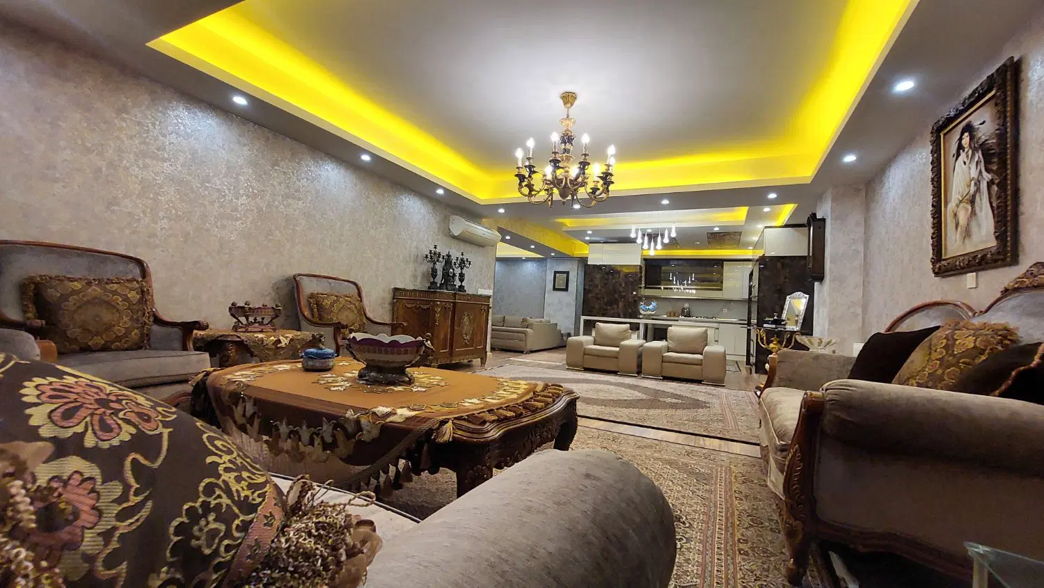 آپارتمان ۱۴۰متری ولیعصر برج  شفق بلوک A افرا