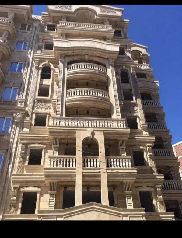 آپارتمان سه خوابه تاپ لوکیشن یک خواب مستر