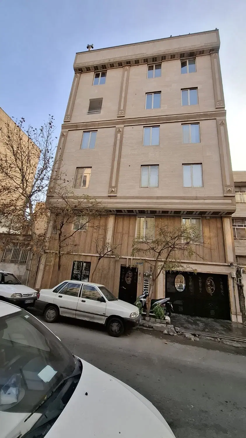 ۶۸متری دو خوابه فول امکانات روبه آفتاب