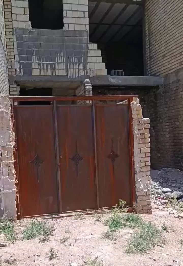 اسکلت مستقل حیاط دار