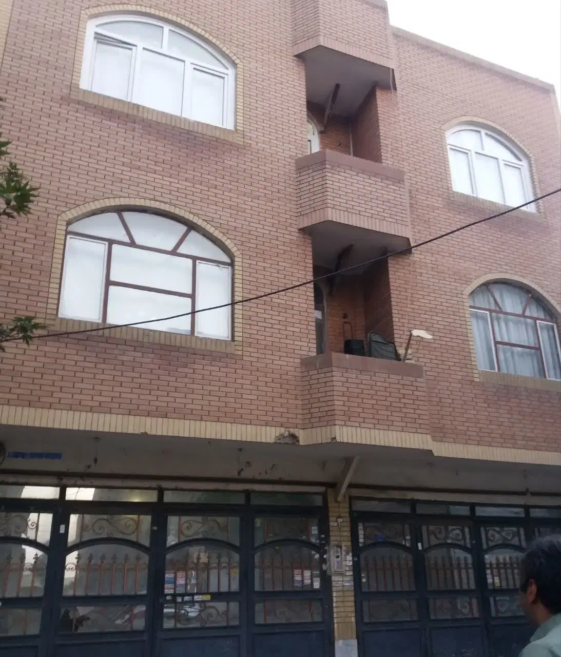 آپارتمان ۸۰متری شخصی ساز  اندیشه