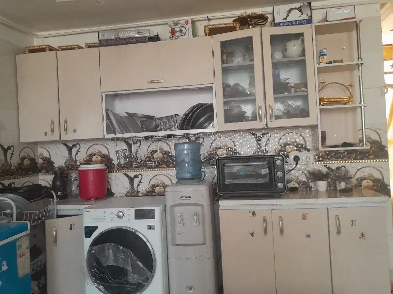 خانه طبقه بالا ۶۰متری اسلام آبادشرقی