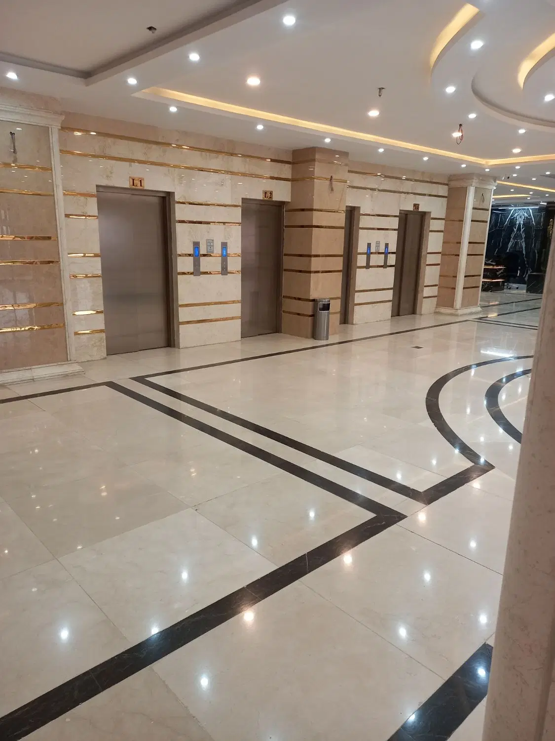 ۱۳۸متر_برج شیک مروارید شهر_دریاچه چیتگر ۳خواب