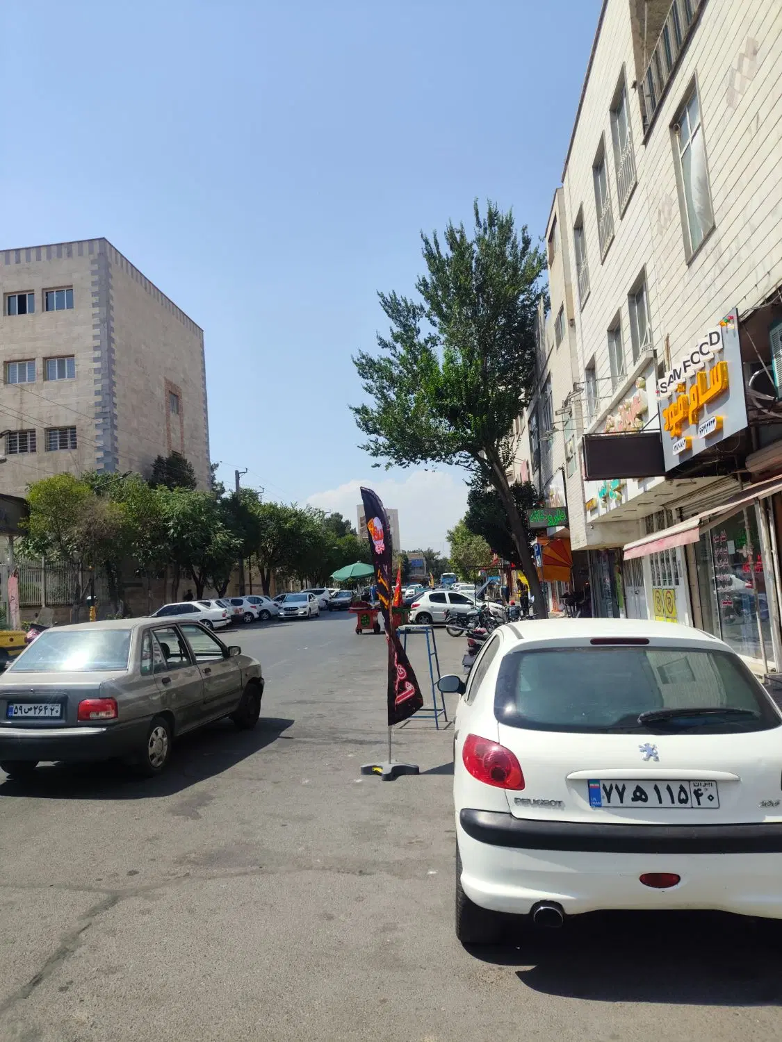 ملک تجاری مسکونی دو نبش 145 متری