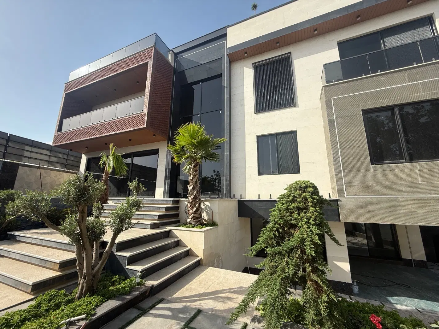 ویلا مدرن کوهسار