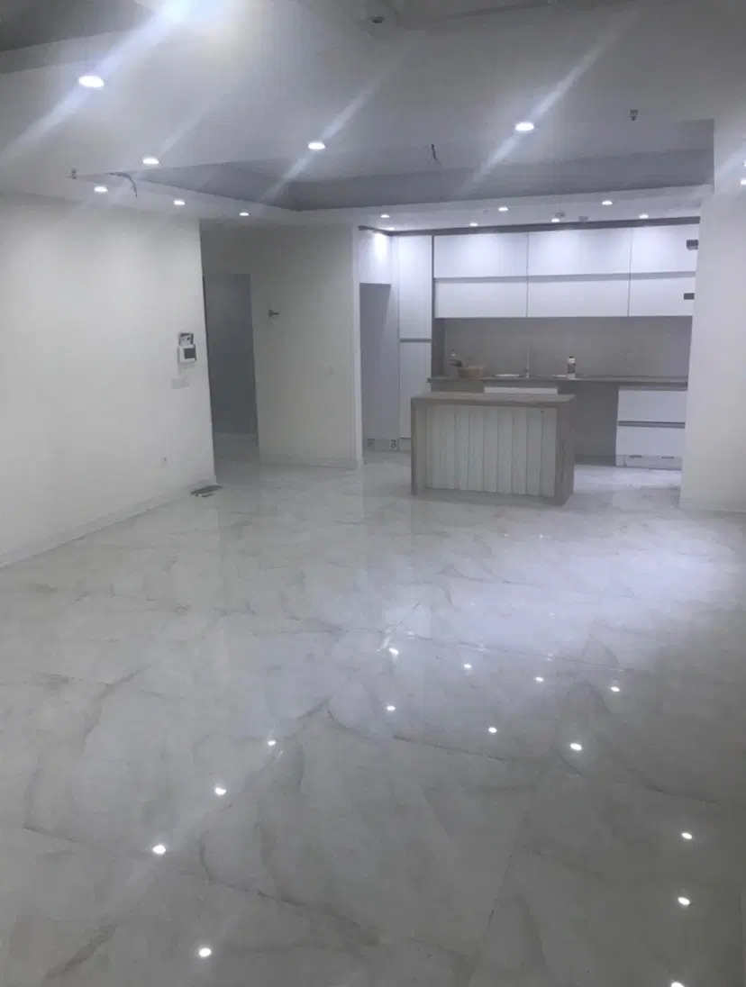 ۹۰متری نوساز_۲پارکینگ_دهقان
