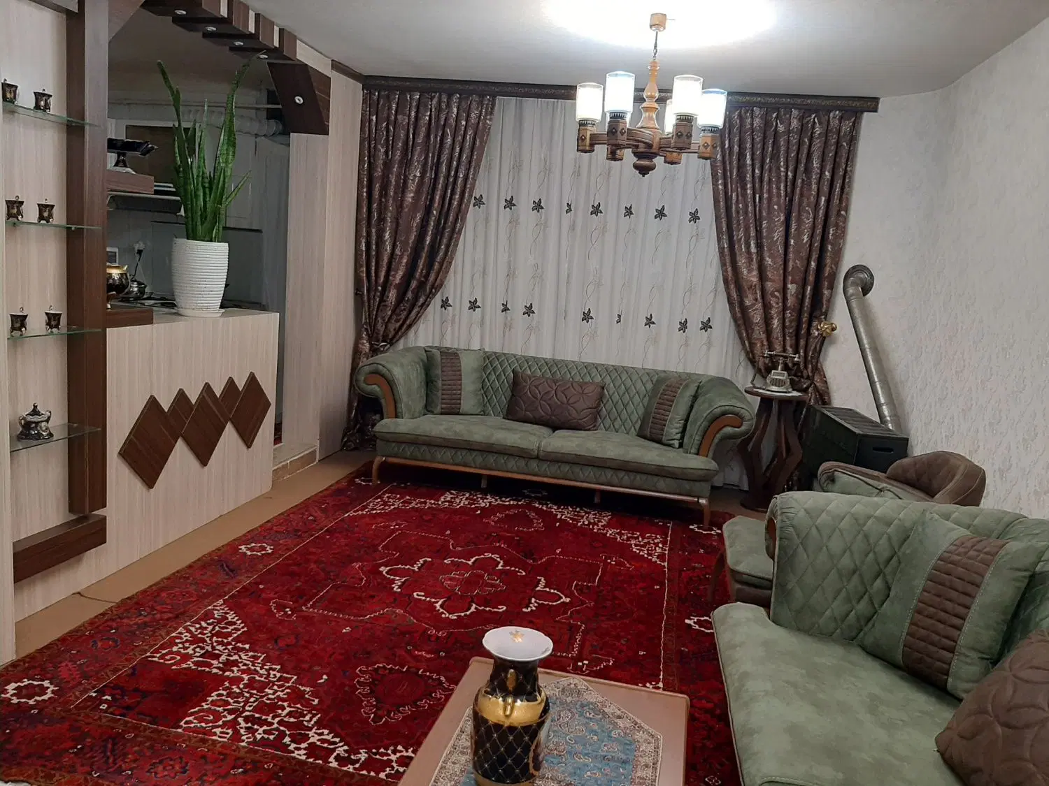 ۸۰ متر آپارتمان لاله داش ساختمان مجتمع  امیر کبیر