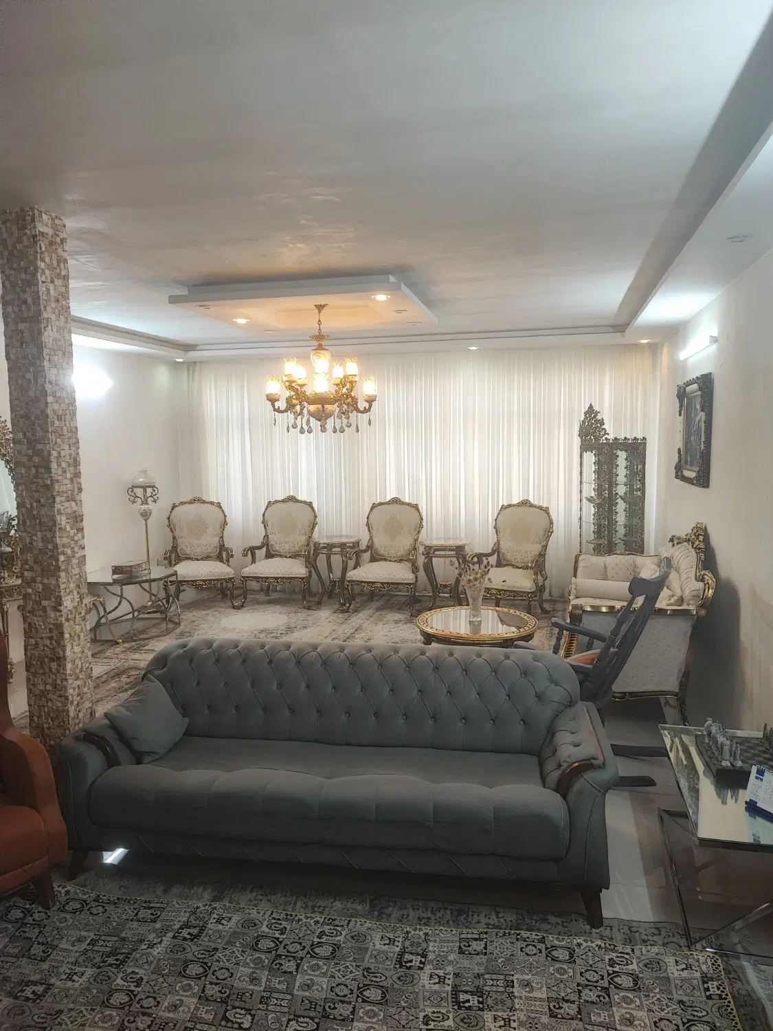 آپارتمان صد متری
