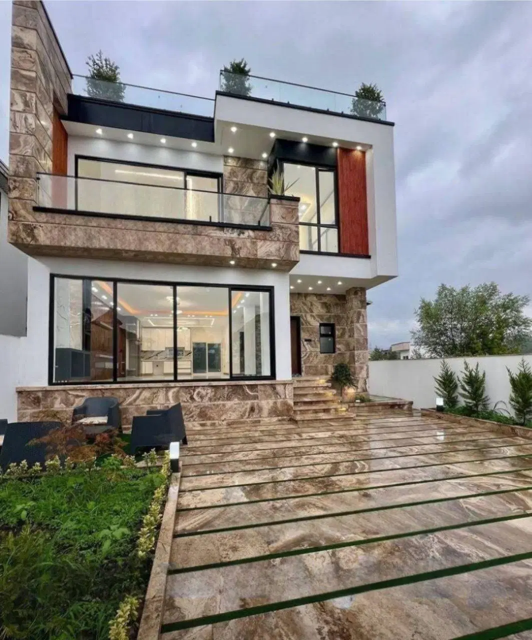 ویلا دوبلکس استخردار نما مدرن