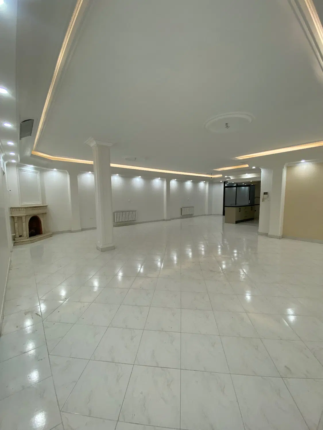 آ‌پارتمان ۱۴۳ متری