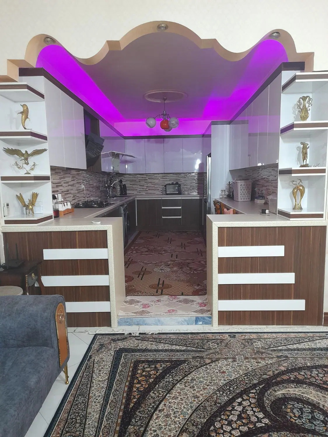 فروش ۲۰۰متری
