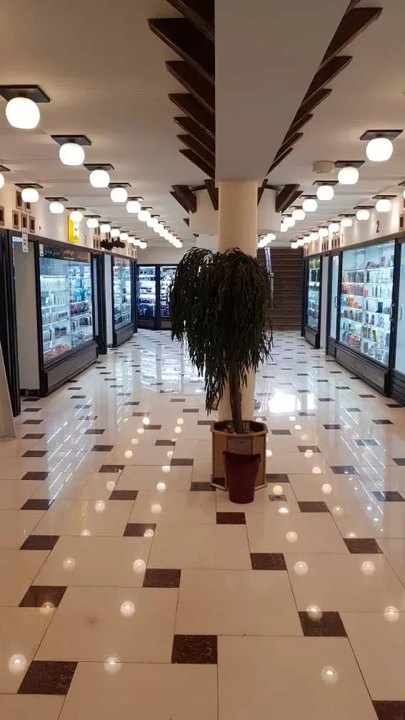 اجاره مغازه بیست متری در میدان رسالت