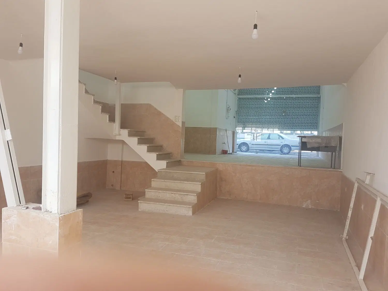۱۷۰ متر تجاری