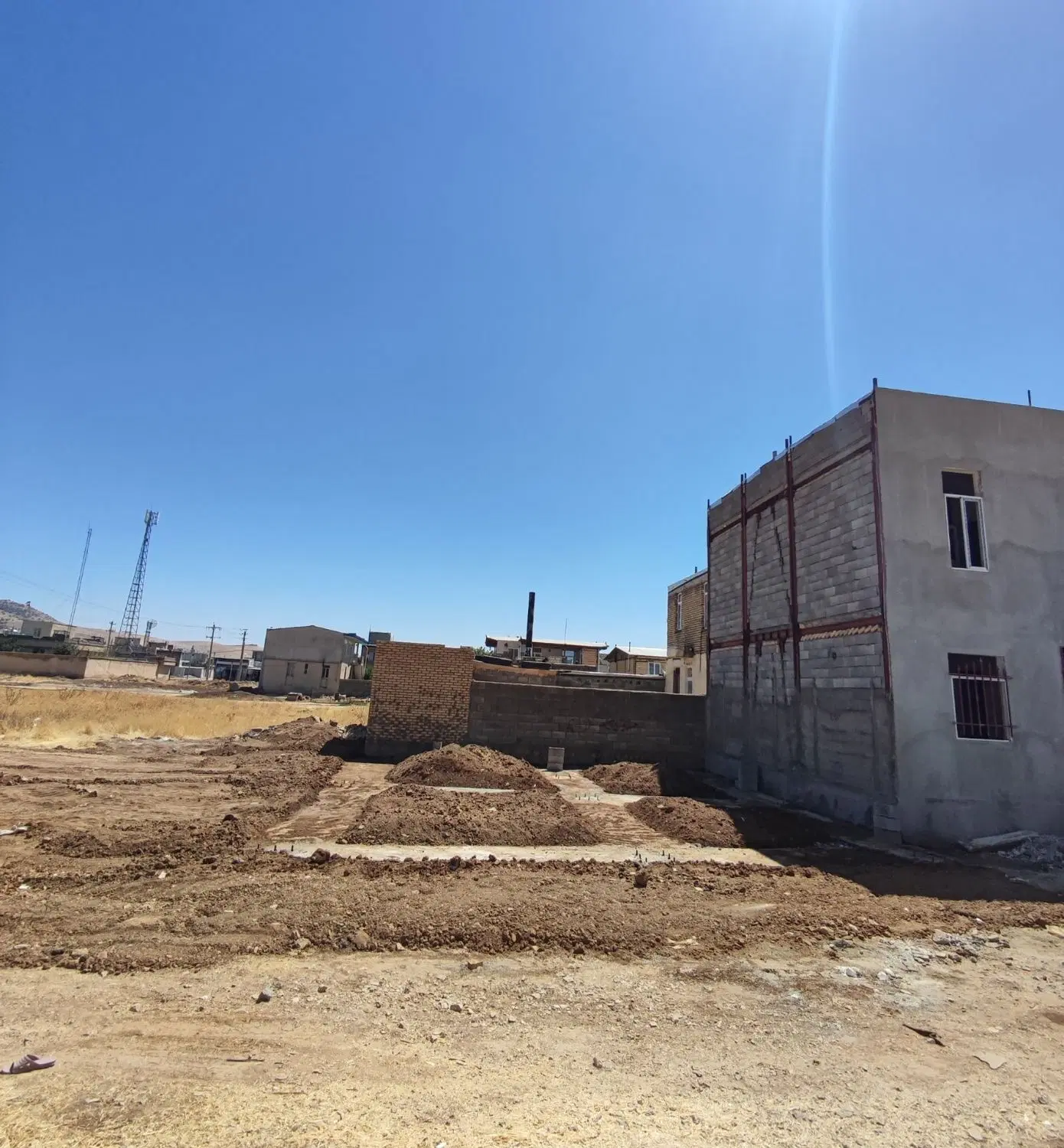 زمین ۱۰۰ متری روستای حسن آباد شهرستان روانسر