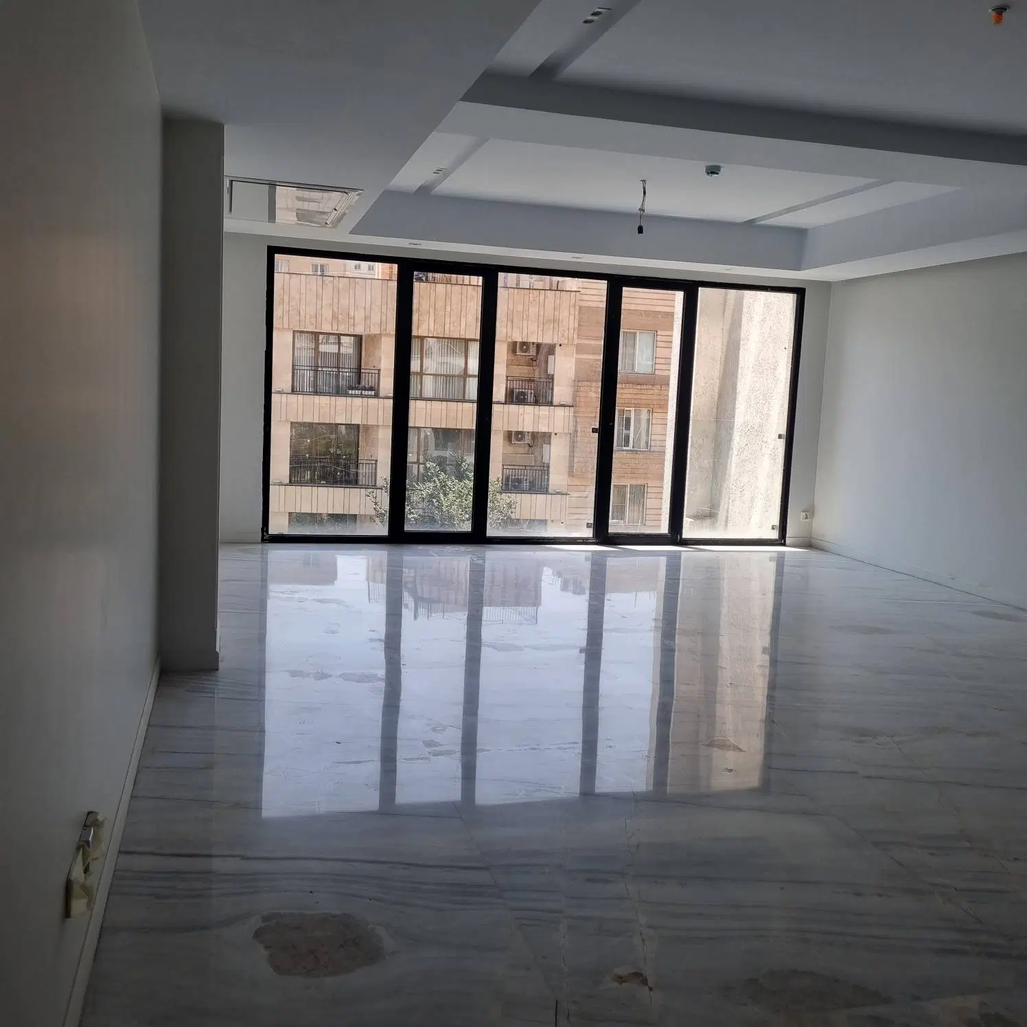 برج باغ سوپر لوکس _فول مشاعات_ویوو ابدی