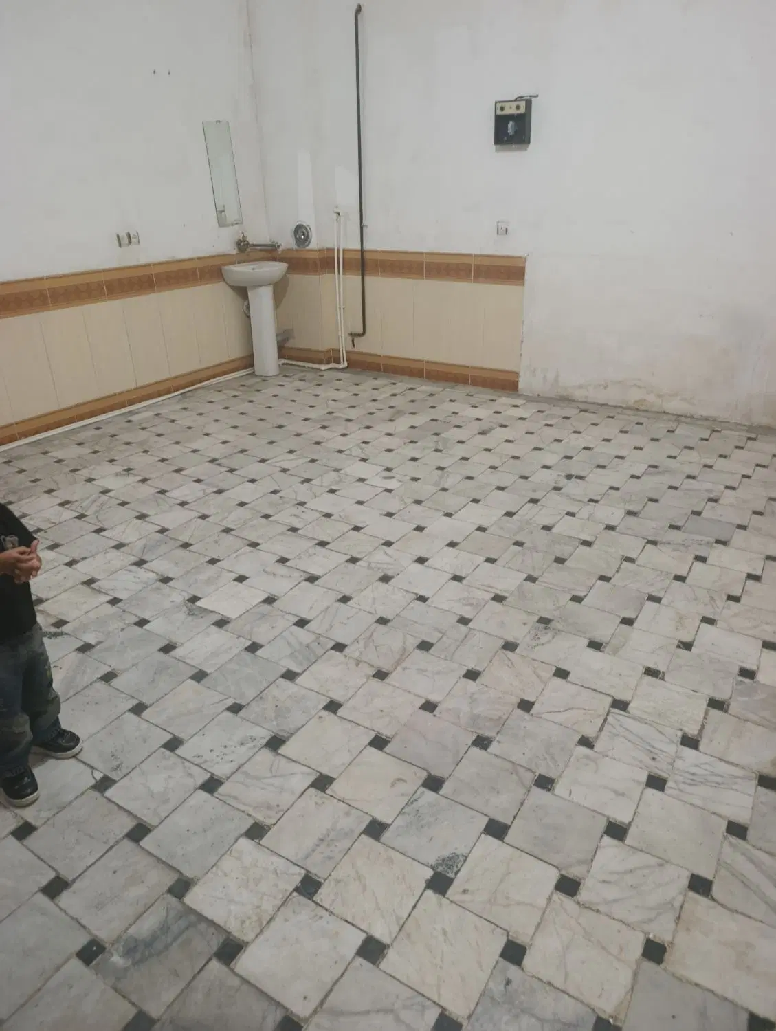 مغازه سجاد شهر با انباری
