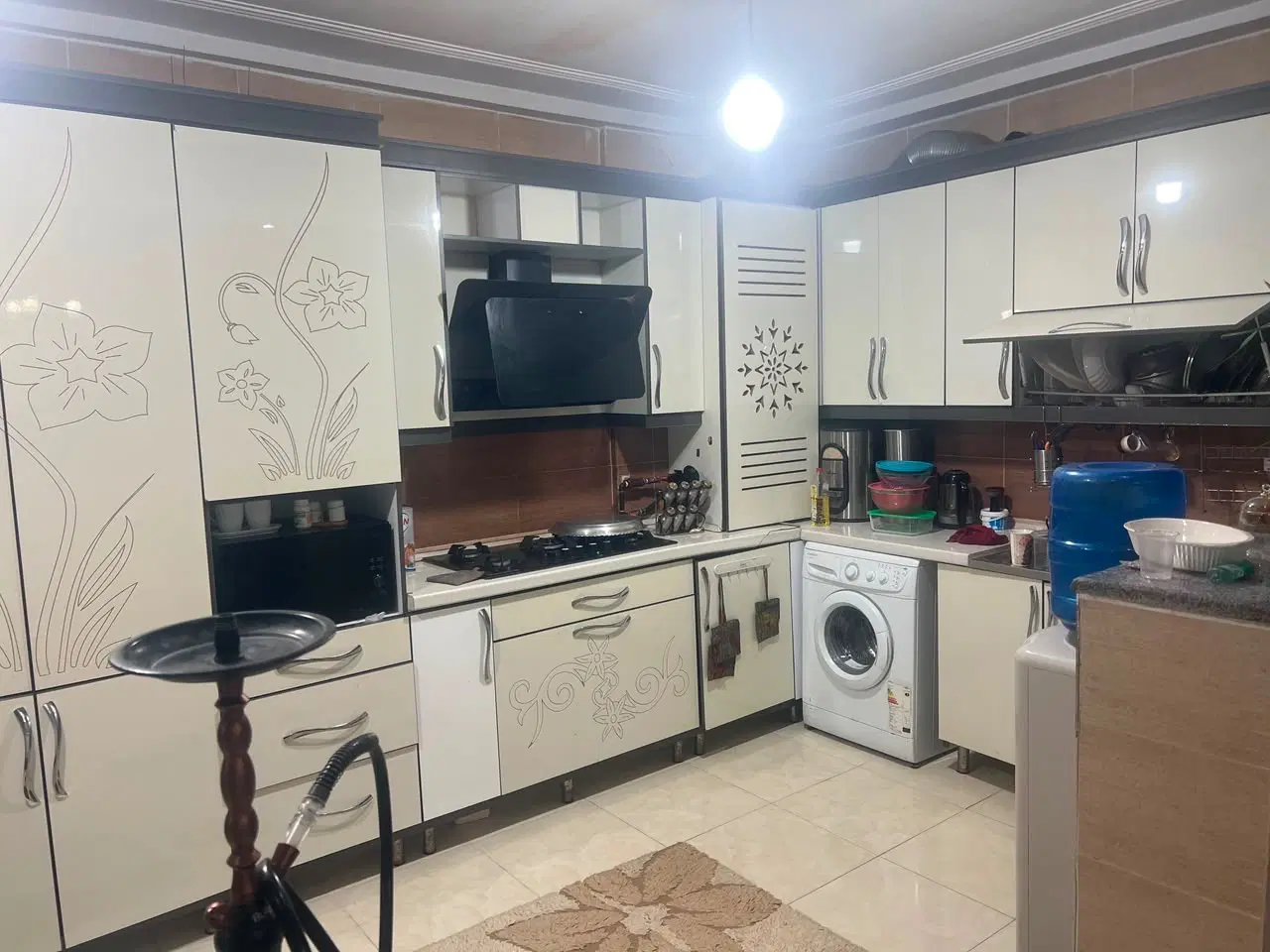 اپارتمان تک واحدی سه خوابه