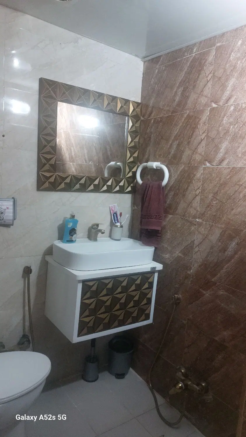 ۱۲۵متر فروشی بوستان ۵ کیانمهر