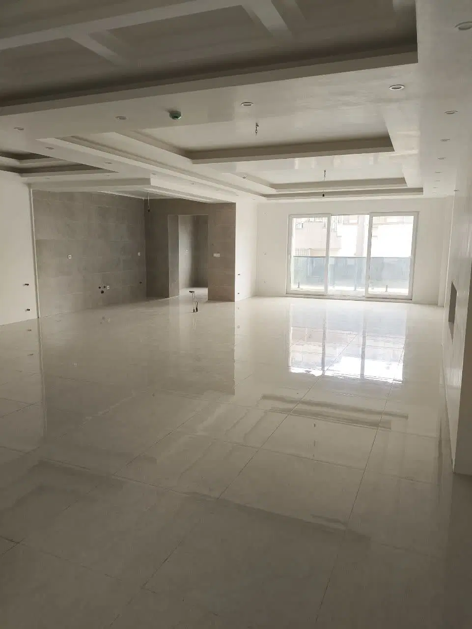 ۲۴۰متر لوکس در المهدی ۳ خواب ۲ مستر نورگیری عالی