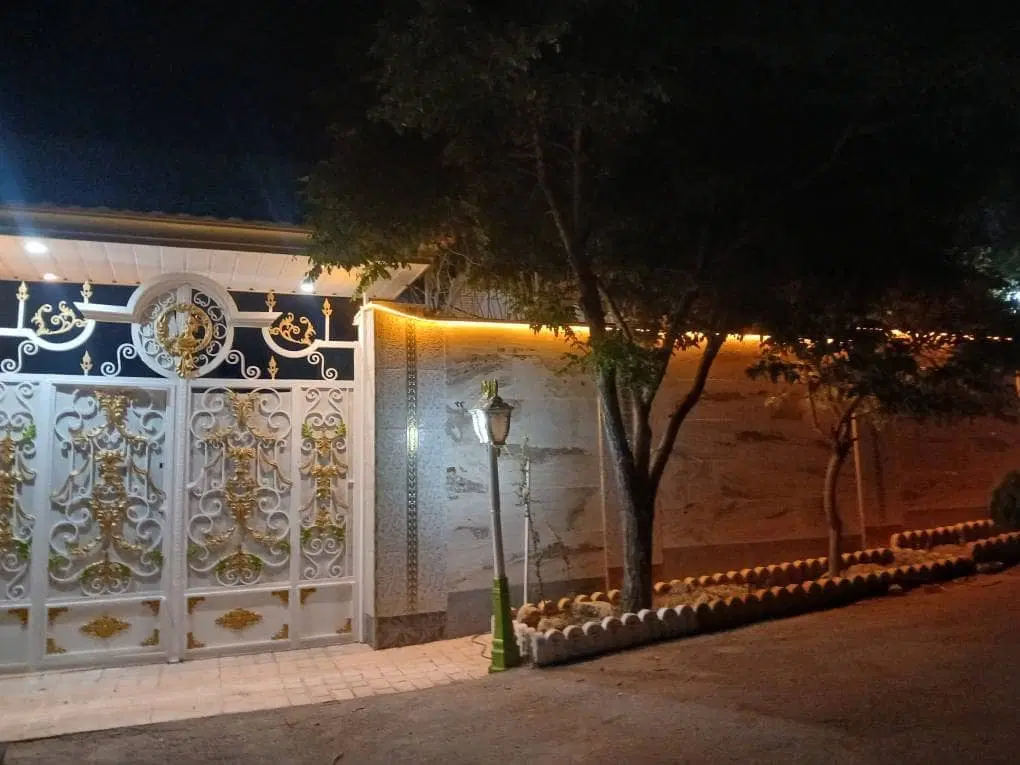 ویلا باغ بومهن با استخر