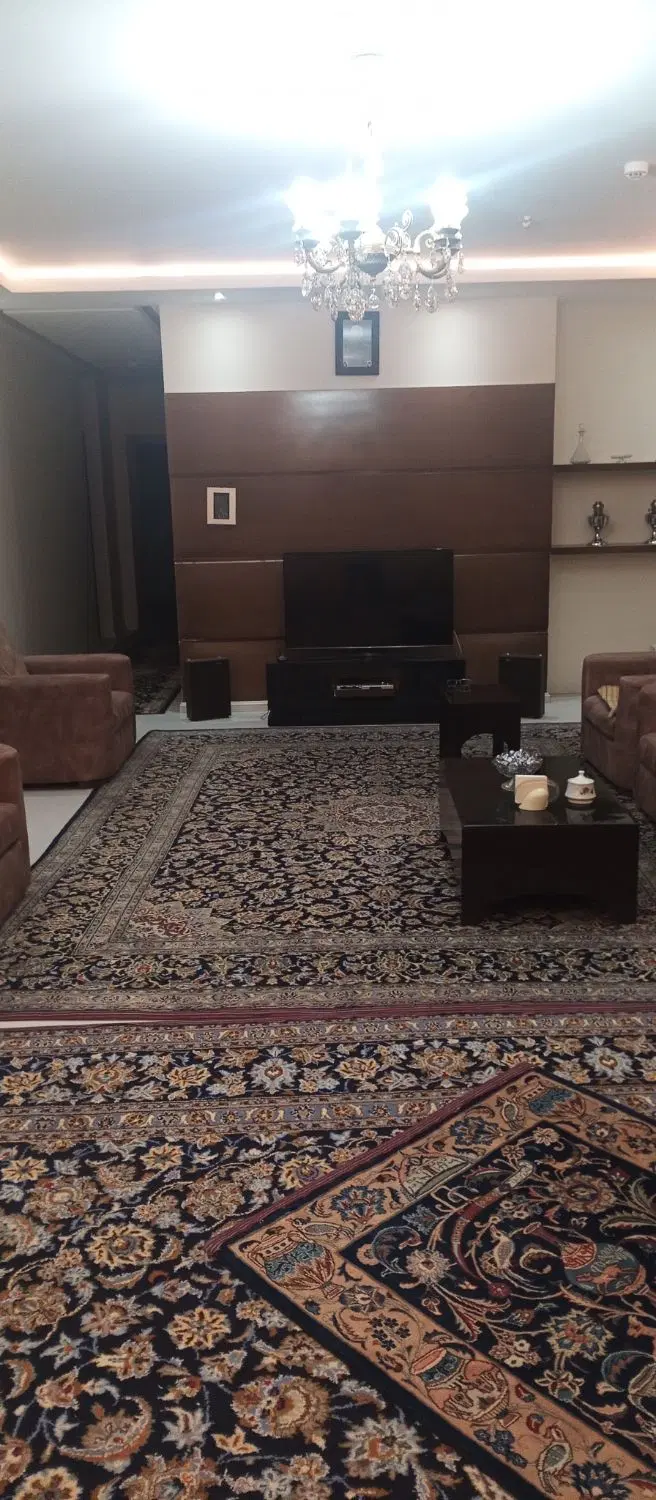 150متر آپارتمان خوش قیمت