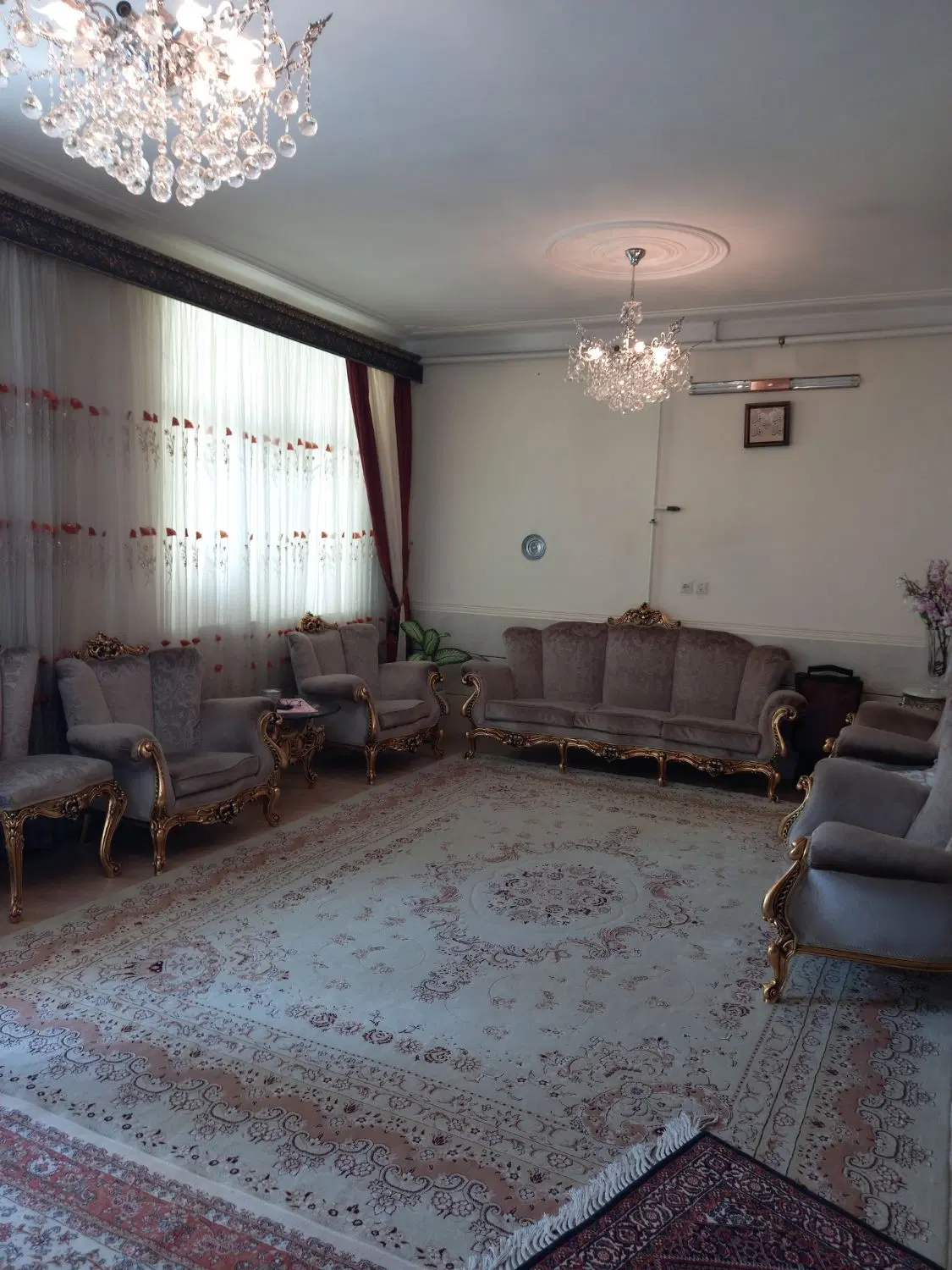 زیباشهر ۲۲۵ متر