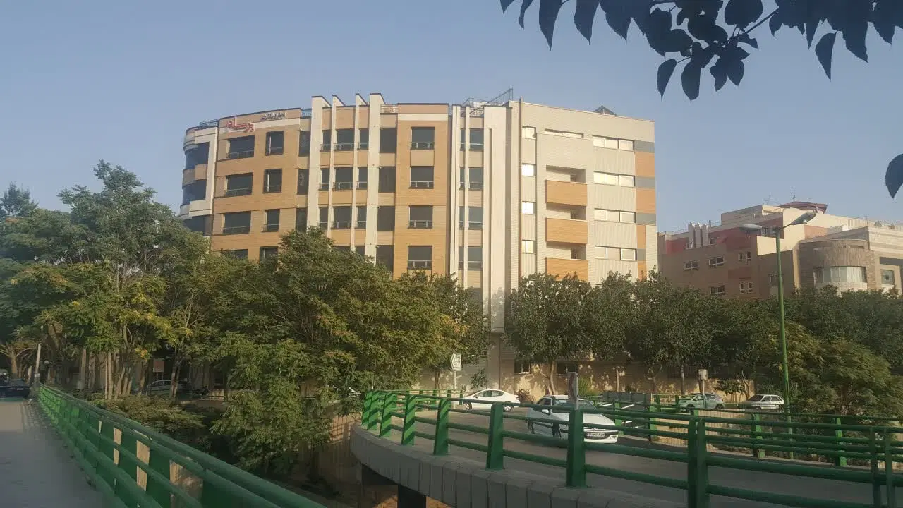 اداری موقعیت عالی ۴۶ متر