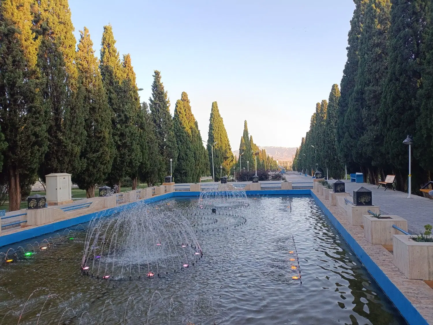 ویلایی ۳۶۰ متر جنوبی .مدرس