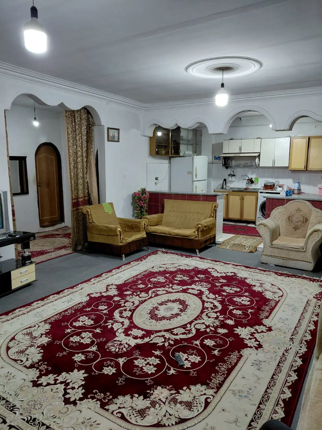 منزل ویلایی در خیابان ابوذر
