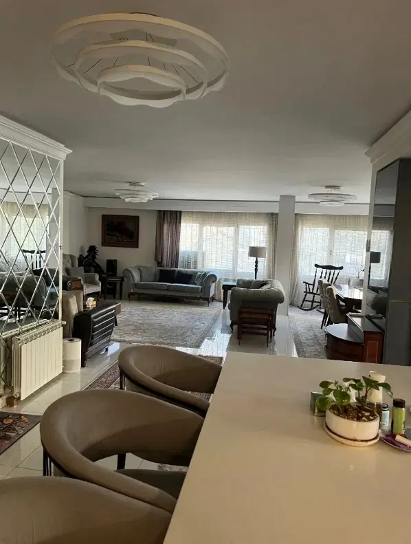 ۱۴۱ متر _ ۳ خواب _ تاپ لوکیشن شیخ بهایی