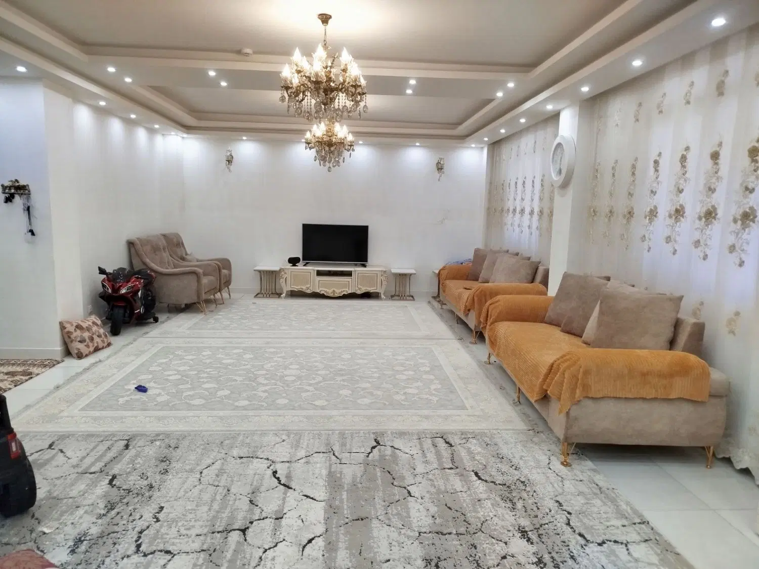 شهرک بعثت_95 متر واحد فول لاکچری