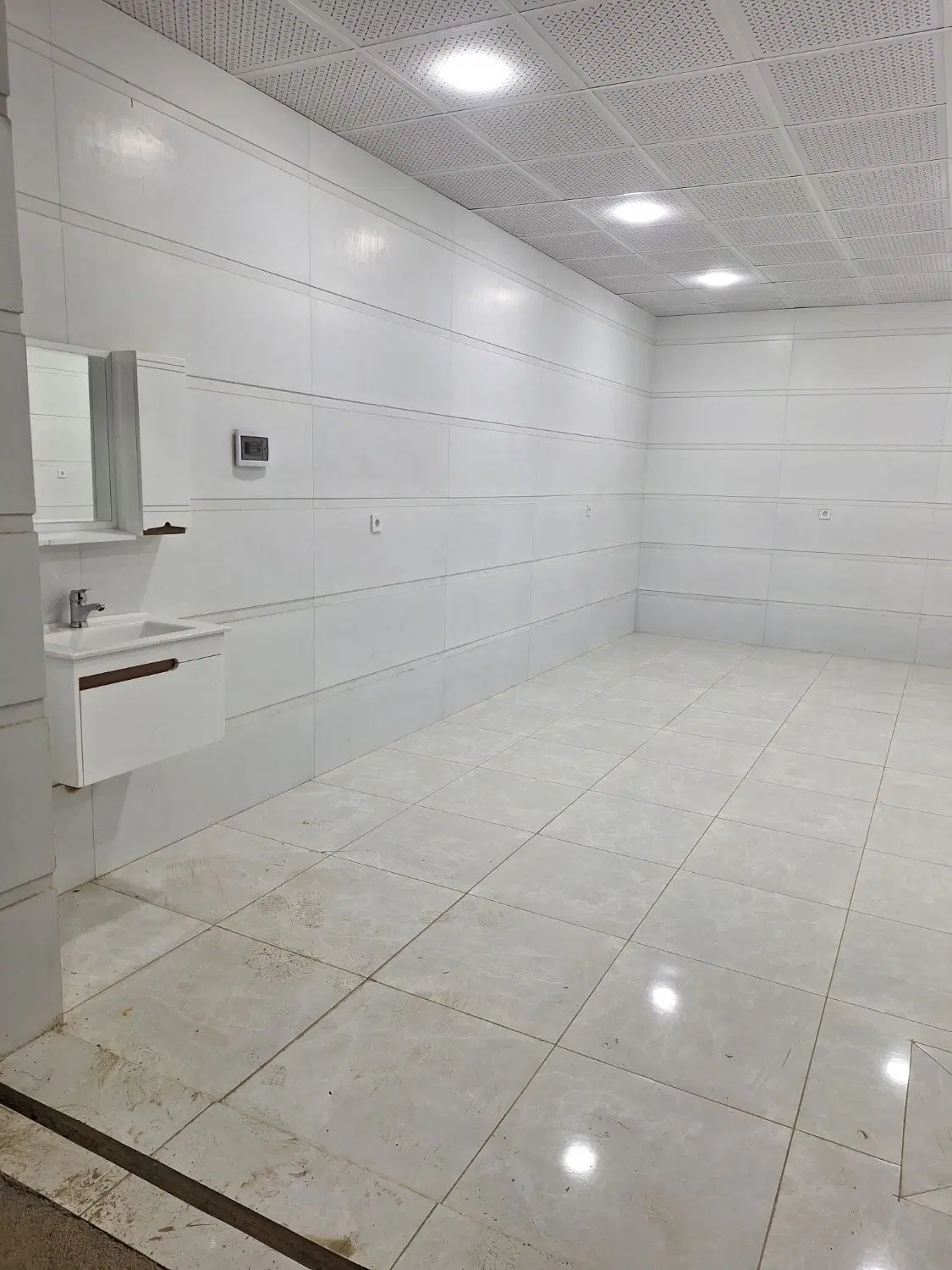 انبار اجاره ای