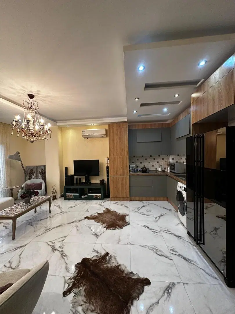 واحد 60 متری دارای مشاعات آبی