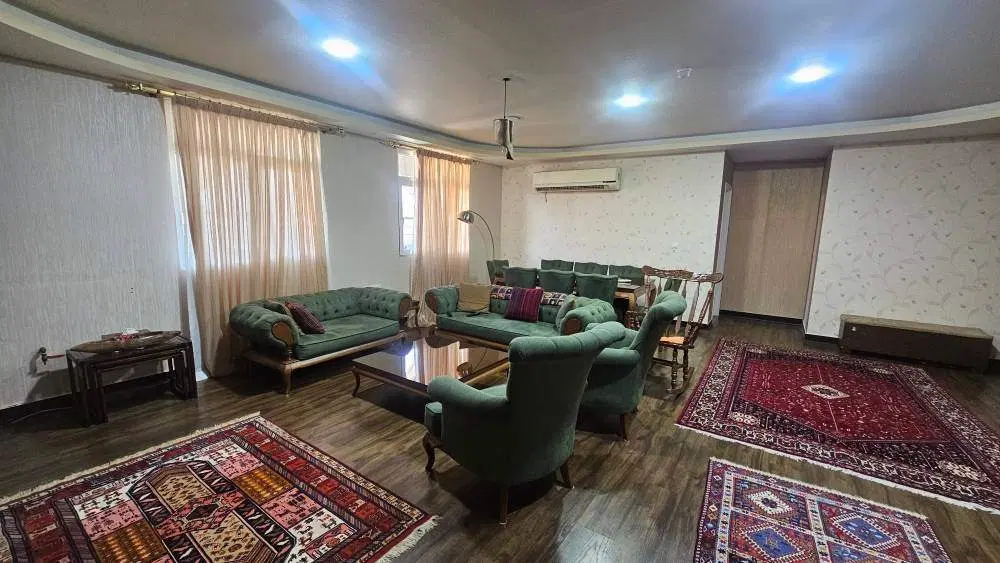 ۱۴۵ متر تک‌واحدی- ۳ خواب - خیابان اقبال