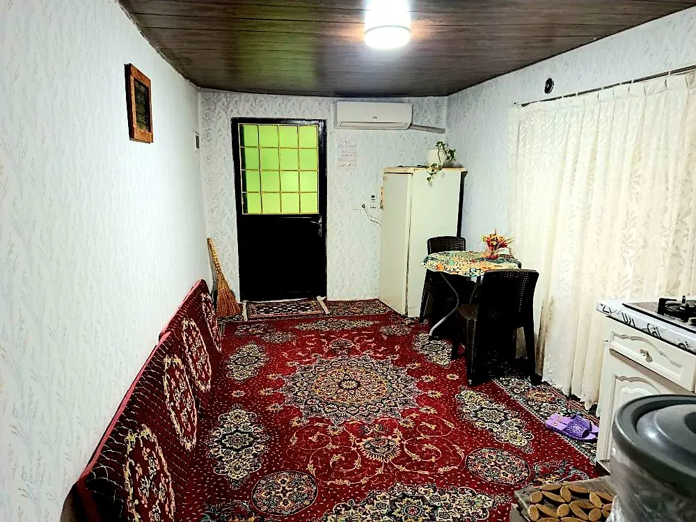 سوییت ۵۰متری اقتصادی با کولر و پارکینگ خودِرامسر