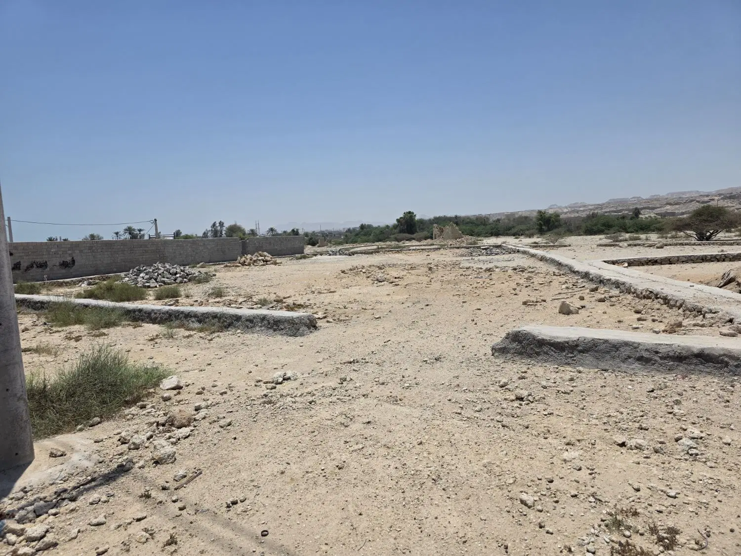 زمین در روستایی گامبران