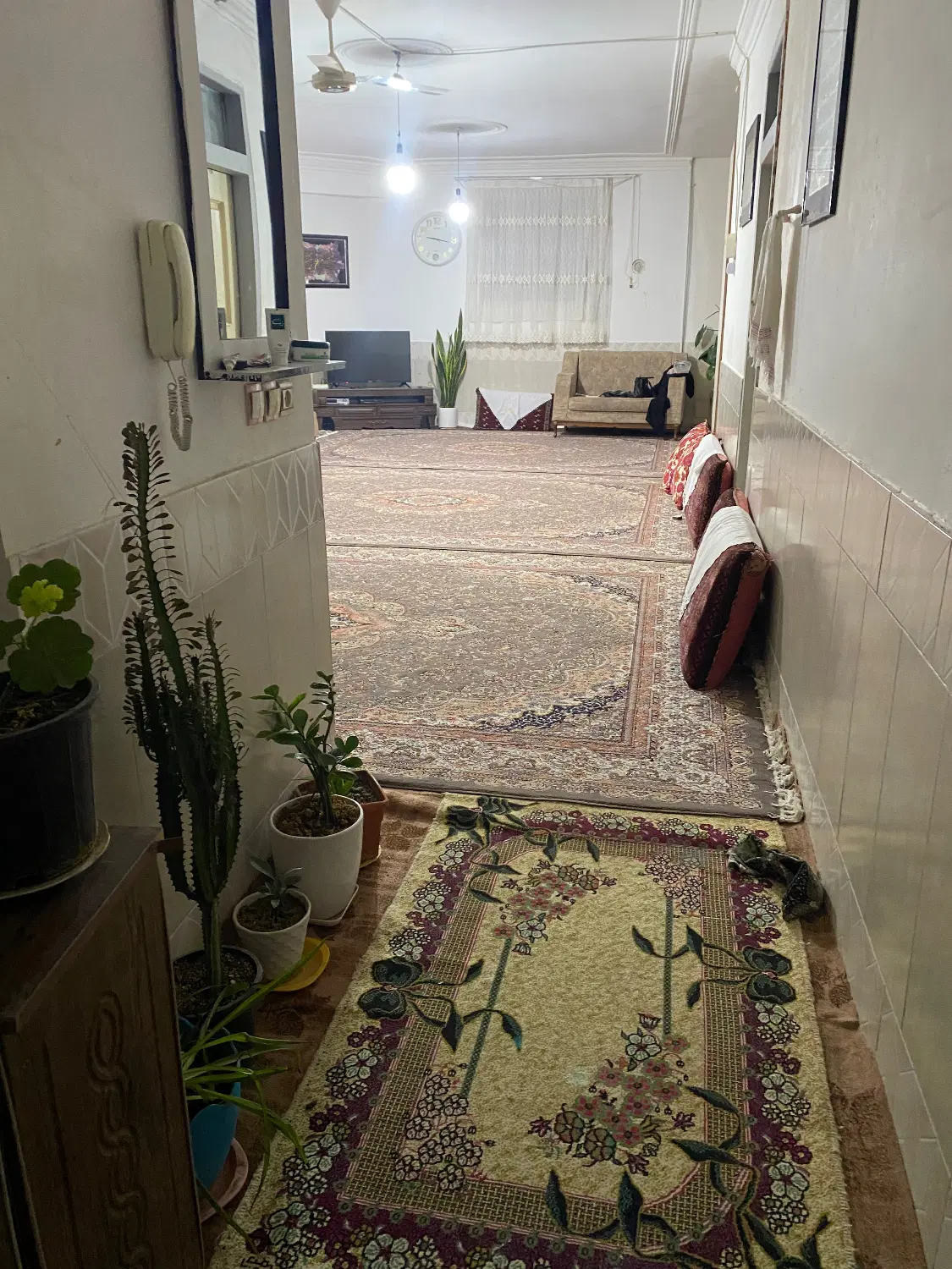 دوطبقه فروشی بین معداباد۱و۳