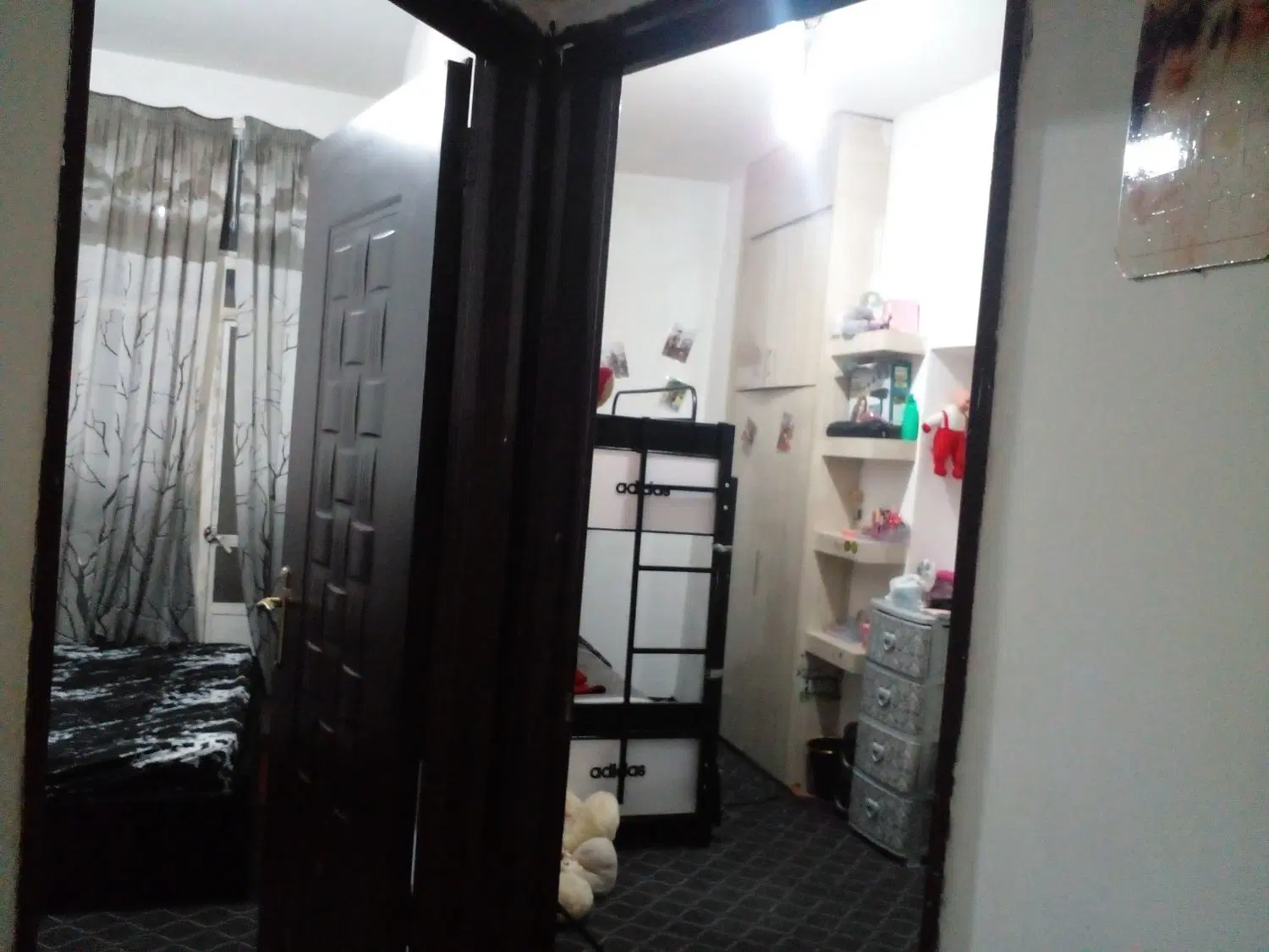 واحداجاره‌ای‌درلادن