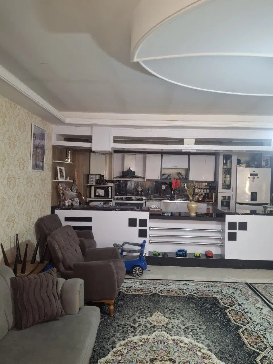 آپارتمان۱۱۵متری در شهید طالبی۸فروش یامعاوضه