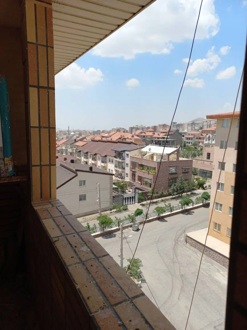 آپارتمان 78 متری2 خواب فاز3 خ معلم فول عرصه تصویه