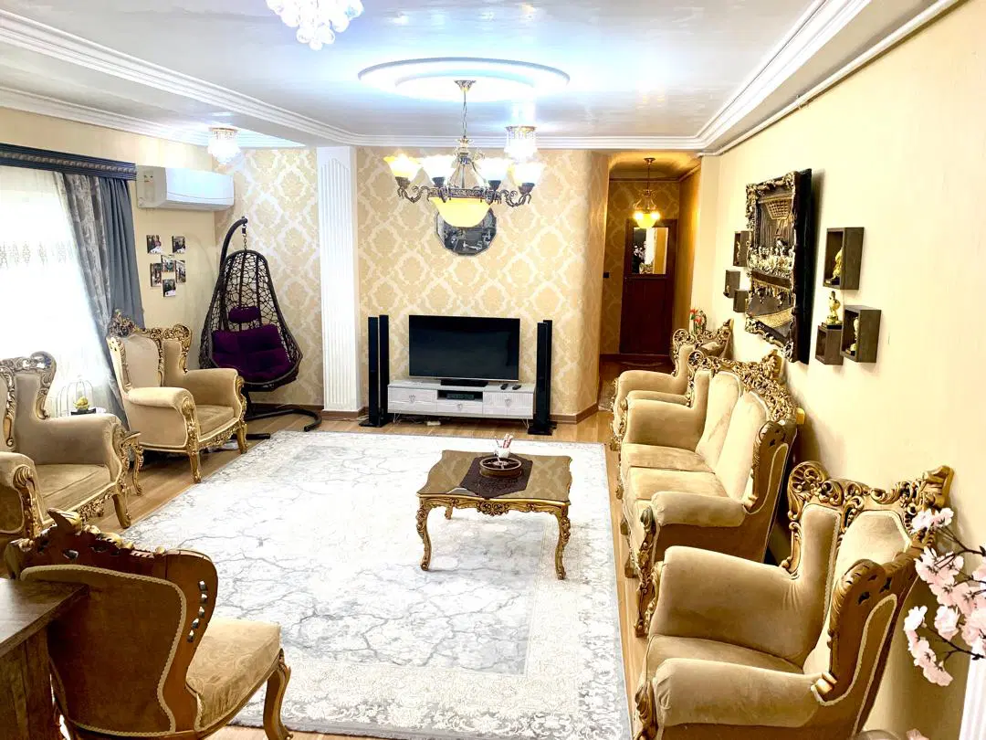 اپارتمان ۱۱۰متری داخل کوچه فرمانداری نبش خیابان