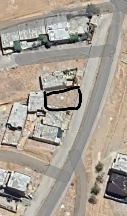 زمین خیابان سرمازه مادوان بالا