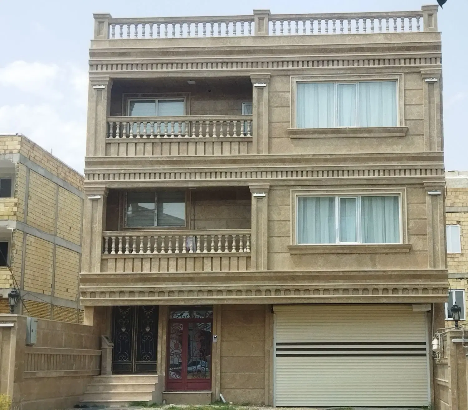 خونه زیبا شهر خیابان اعظم