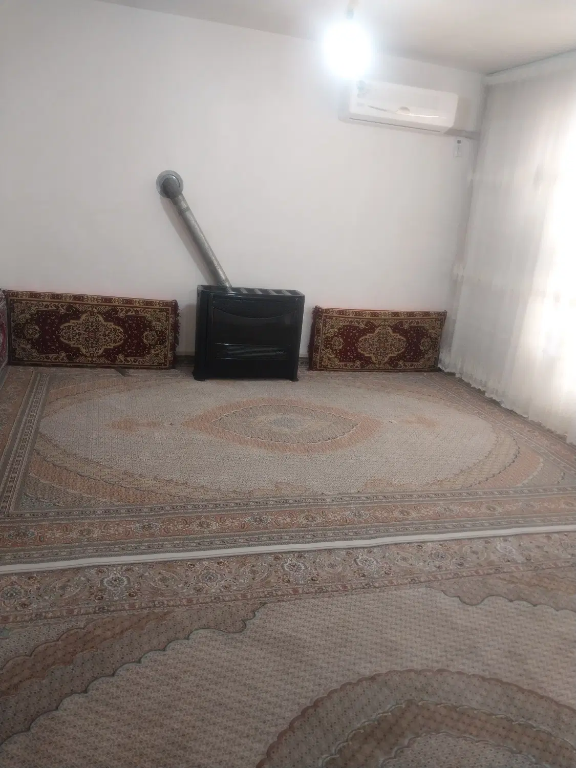 خانه در خلیل آباد کوچه رمضان اصغر ی