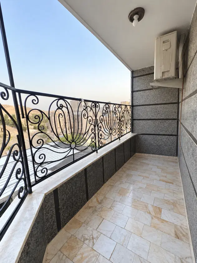 ۱۲۰ متر ۲خواب،بالای بلوار